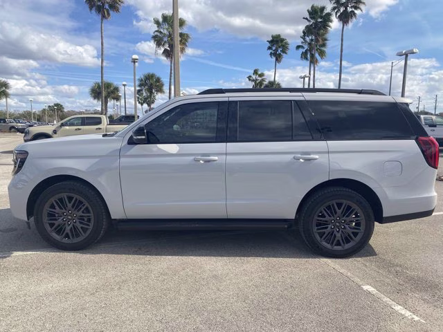 2026 Space Silver Metallic Ford Expedition Platinum 4X4 SUV