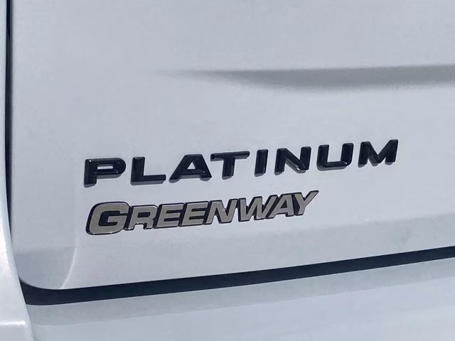 2026 Space Silver Metallic Ford Expedition Platinum 4X4 SUV