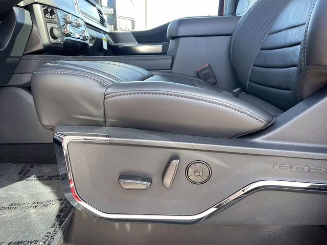 2026 Ruby Red Metallic Tinted Clearcoat Ford Super Duty F-350 SRW Platinum 4X4 Truck