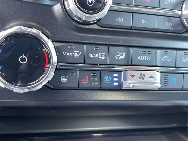 2026 Ruby Red Metallic Tinted Clearcoat Ford Super Duty F-350 SRW Platinum 4X4 Truck