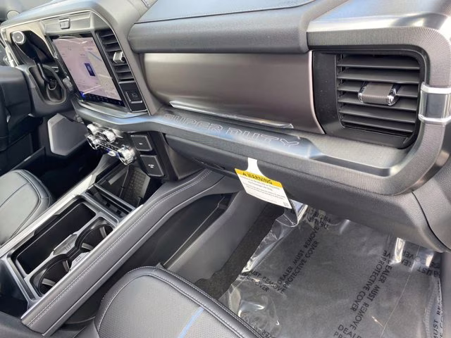 2026 Agate Black Metallic Ford Super Duty F-350 SRW Platinum 4X4 Truck