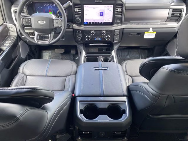 2026 Agate Black Metallic Ford Super Duty F-350 SRW Platinum 4X4 Truck
