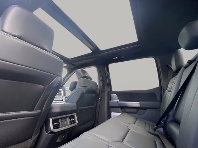 2026 Agate Black Metallic Ford Super Duty F-350 SRW Platinum 4X4 Truck