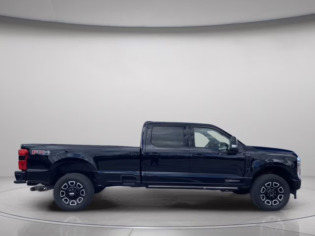 2026 Agate Black Metallic Ford Super Duty F-350 SRW Platinum 4X4 Truck