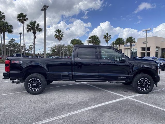 2026 Agate Black Metallic Ford Super Duty F-350 SRW Platinum 4X4 Truck