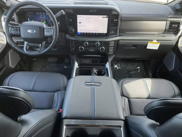 2026 Star White Metallic Tri-Coat Ford Super Duty F-350 SRW Platinum 4X4 Truck