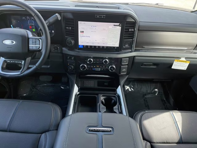 2026 Star White Metallic Tri-Coat Ford Super Duty F-350 SRW Platinum 4X4 Truck