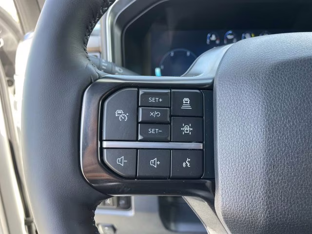 2026 Star White Metallic Tri-Coat Ford Super Duty F-350 SRW Platinum 4X4 Truck