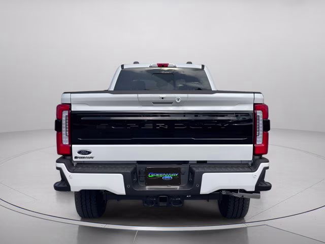 2026 Star White Metallic Tri-Coat Ford Super Duty F-350 SRW Platinum 4X4 Truck