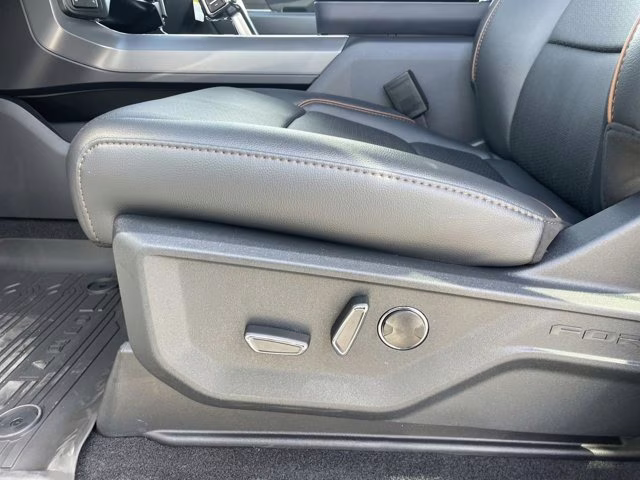 2026 Carbonized Gray Metallic Ford F-150 LARIAT 4X4 Truck