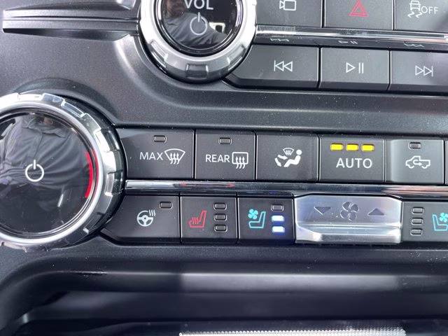 2026 Carbonized Gray Metallic Ford F-150 LARIAT 4X4 Truck