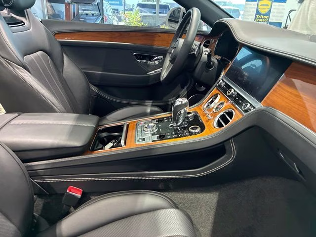 2020 White Bentley Continental GT V8 AWD Convertible