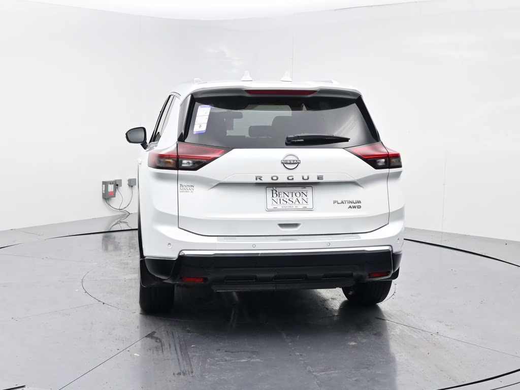 2026 Everest White Pearl Tricoat Nissan Rogue Platinum AWD SUV