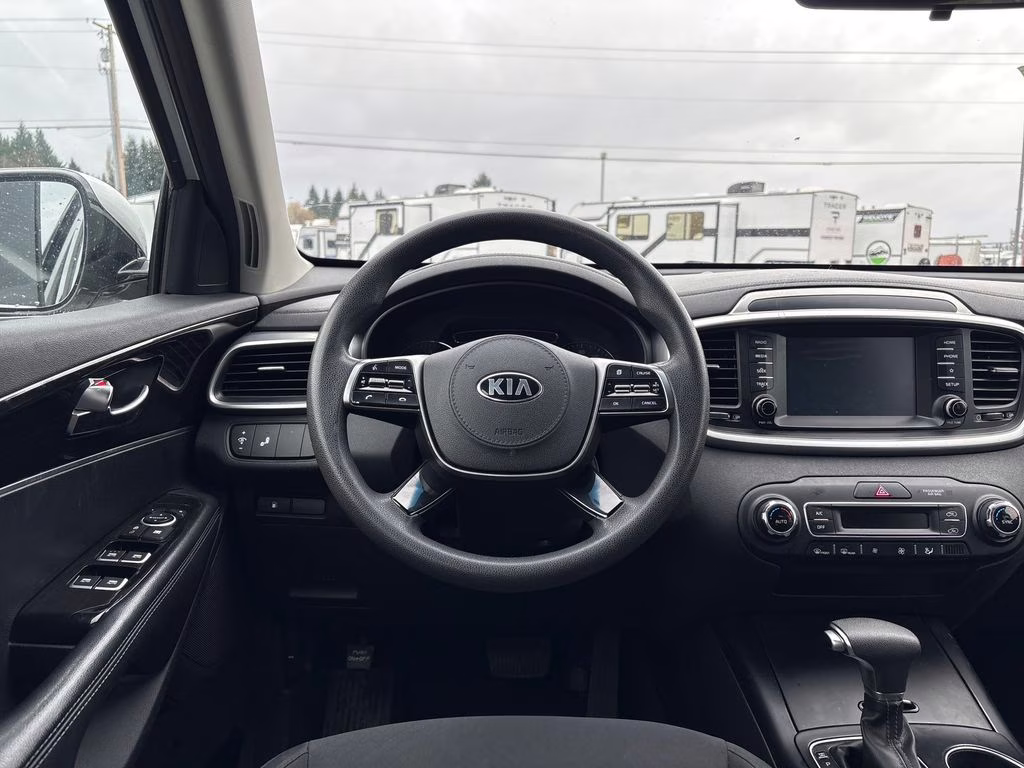 2019 Sparkling Silver Kia Sorento LX AWD SUV