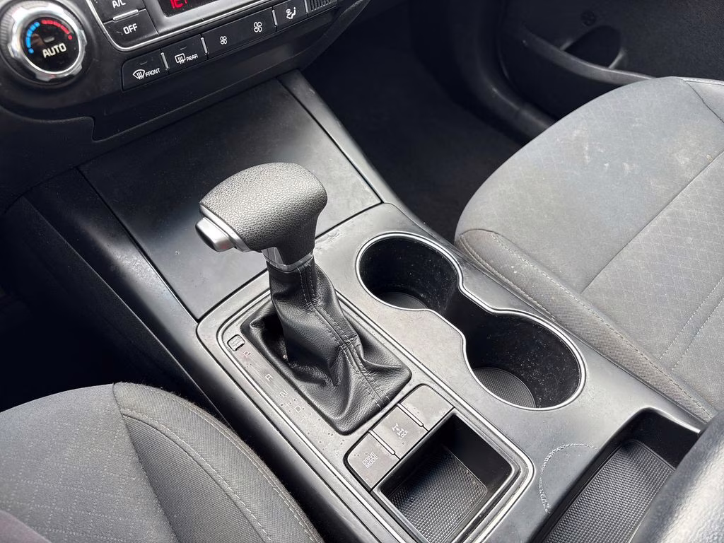 2019 Sparkling Silver Kia Sorento LX AWD SUV