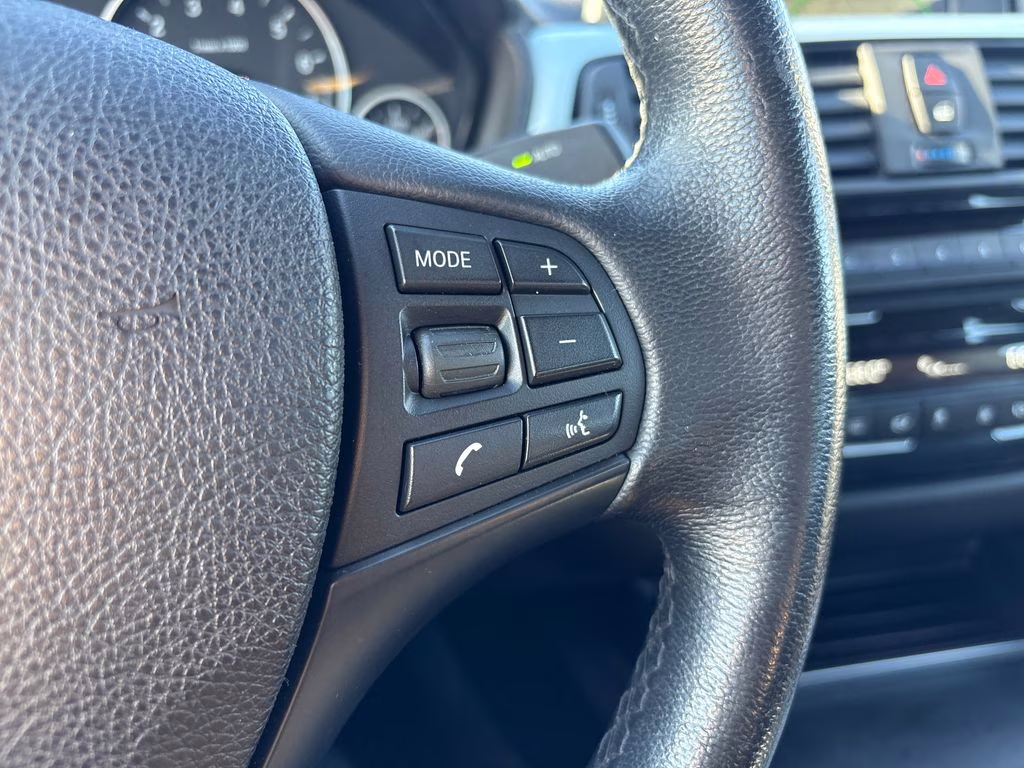 2018 Mineral Gray Metallic BMW 3 Series 320i RWD Sedan