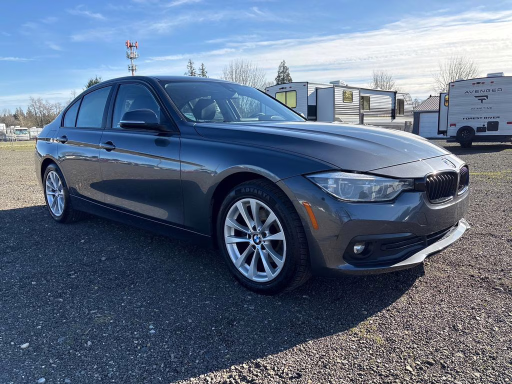 2018 Mineral Gray Metallic BMW 3 Series 320i RWD Sedan