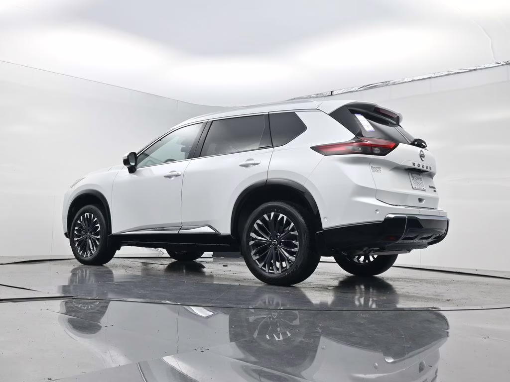 2026 Everest White Pearl Tricoat Nissan Rogue Platinum AWD SUV