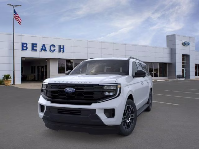 2026 Silver Metallic Ford Expedition Max Active RWD SUV