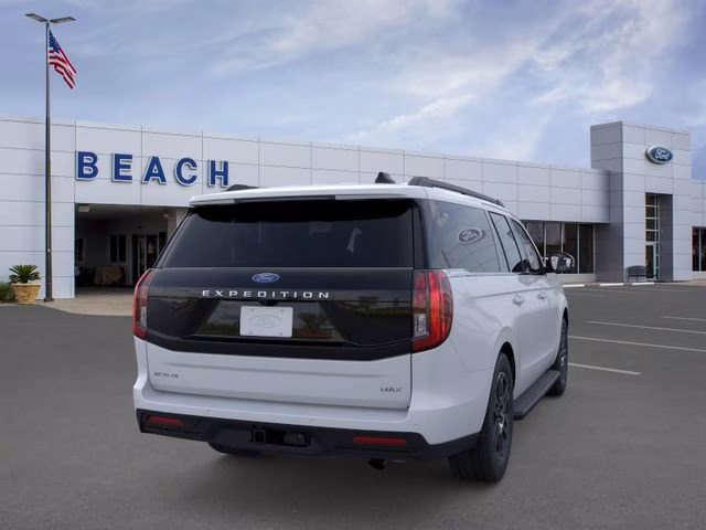 2026 Silver Metallic Ford Expedition Max Active RWD SUV