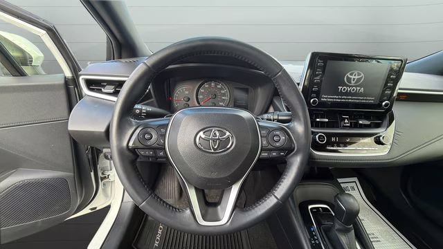 2020 Blizzard Pearl Toyota Corolla SE FWD Sedan