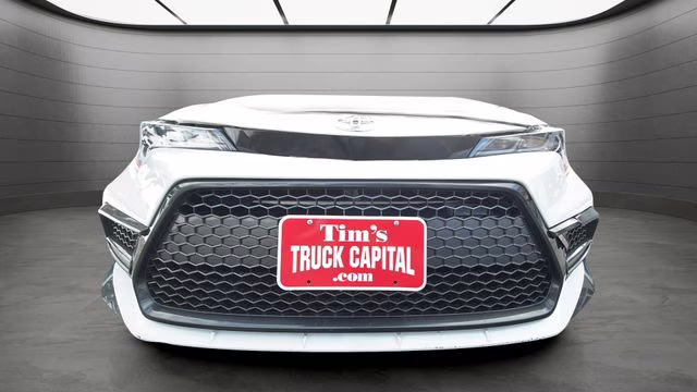 2020 Blizzard Pearl Toyota Corolla SE FWD Sedan