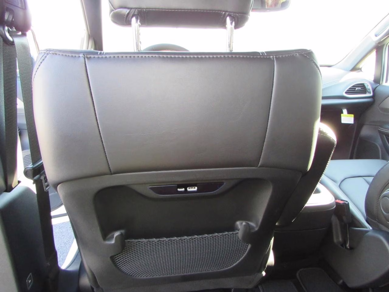 2026 Bright White Clearcoat Chrysler Pacifica Select FWD Van