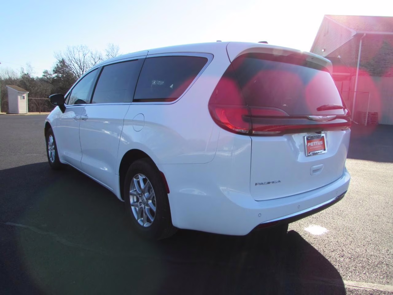 2026 Bright White Clearcoat Chrysler Pacifica Select FWD Van