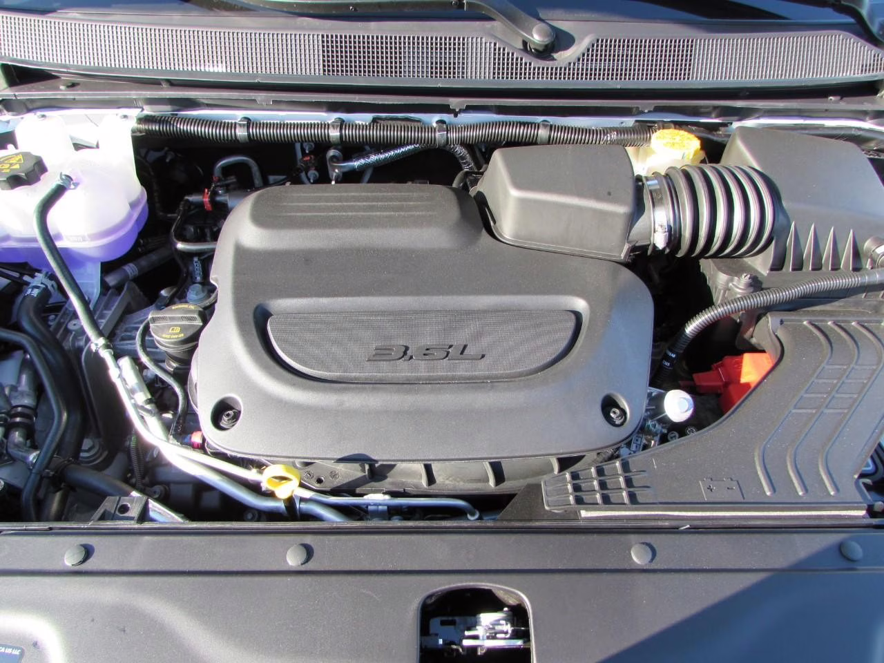 2026 Bright White Clearcoat Chrysler Pacifica Select FWD Van