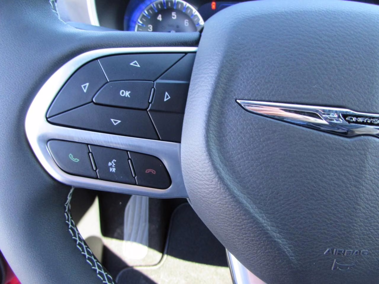 2026 Red Hot Pearlcoat Chrysler Pacifica Select FWD Van