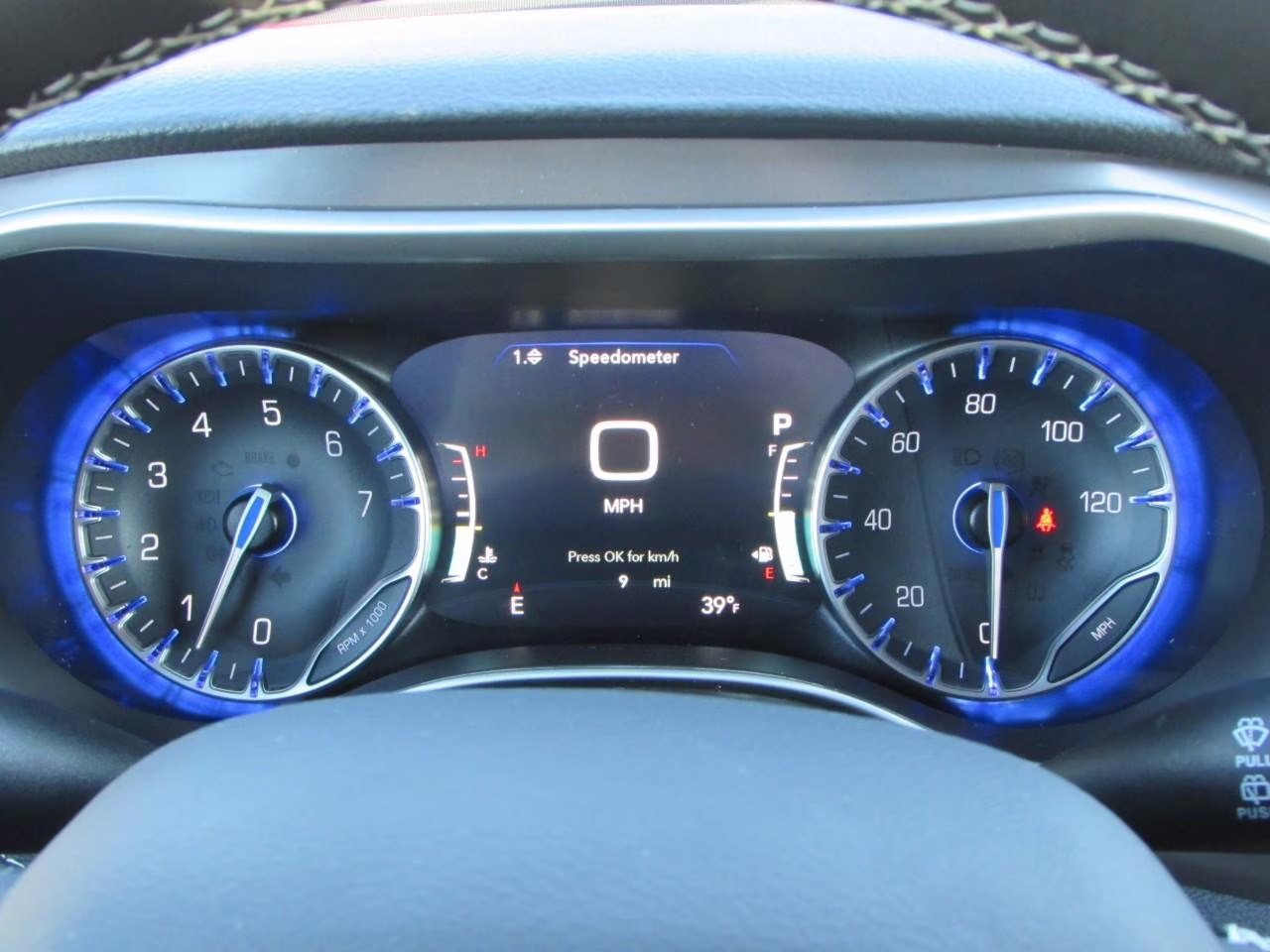 2026 Red Hot Pearlcoat Chrysler Pacifica Select FWD Van