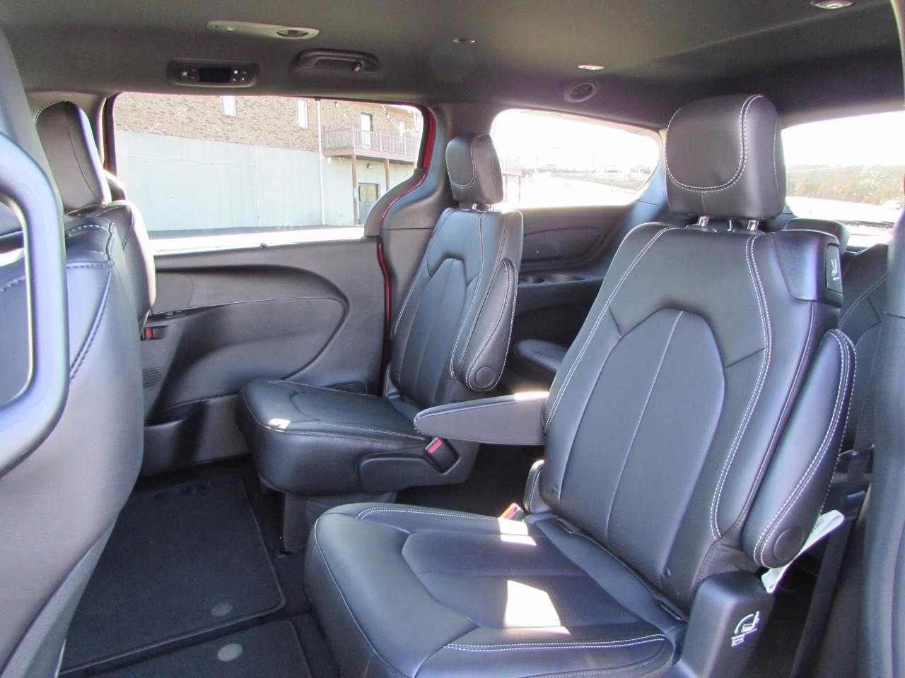 2026 Red Hot Pearlcoat Chrysler Pacifica Select FWD Van