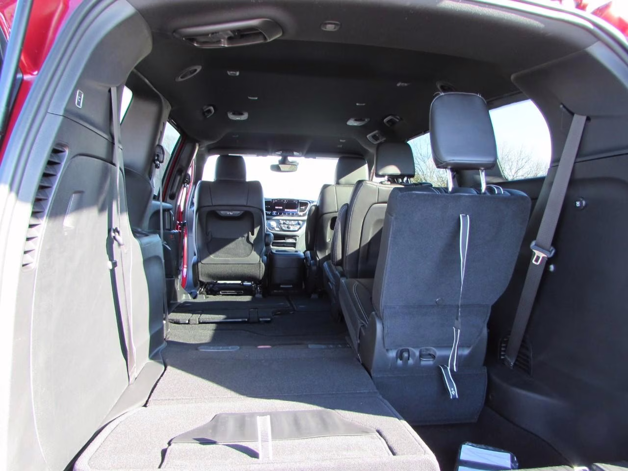 2026 Red Hot Pearlcoat Chrysler Pacifica Select FWD Van