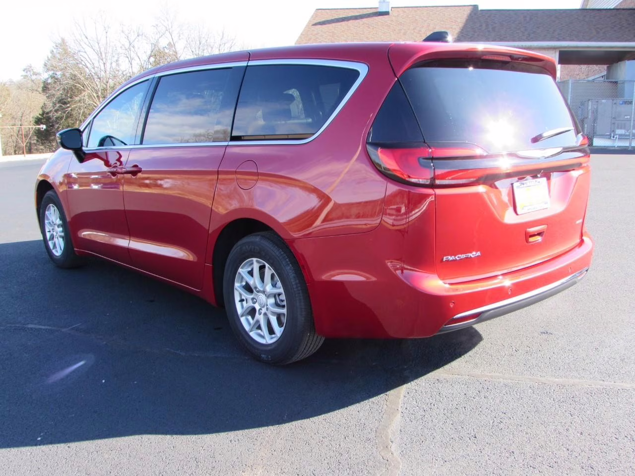 2026 Red Hot Pearlcoat Chrysler Pacifica Select FWD Van