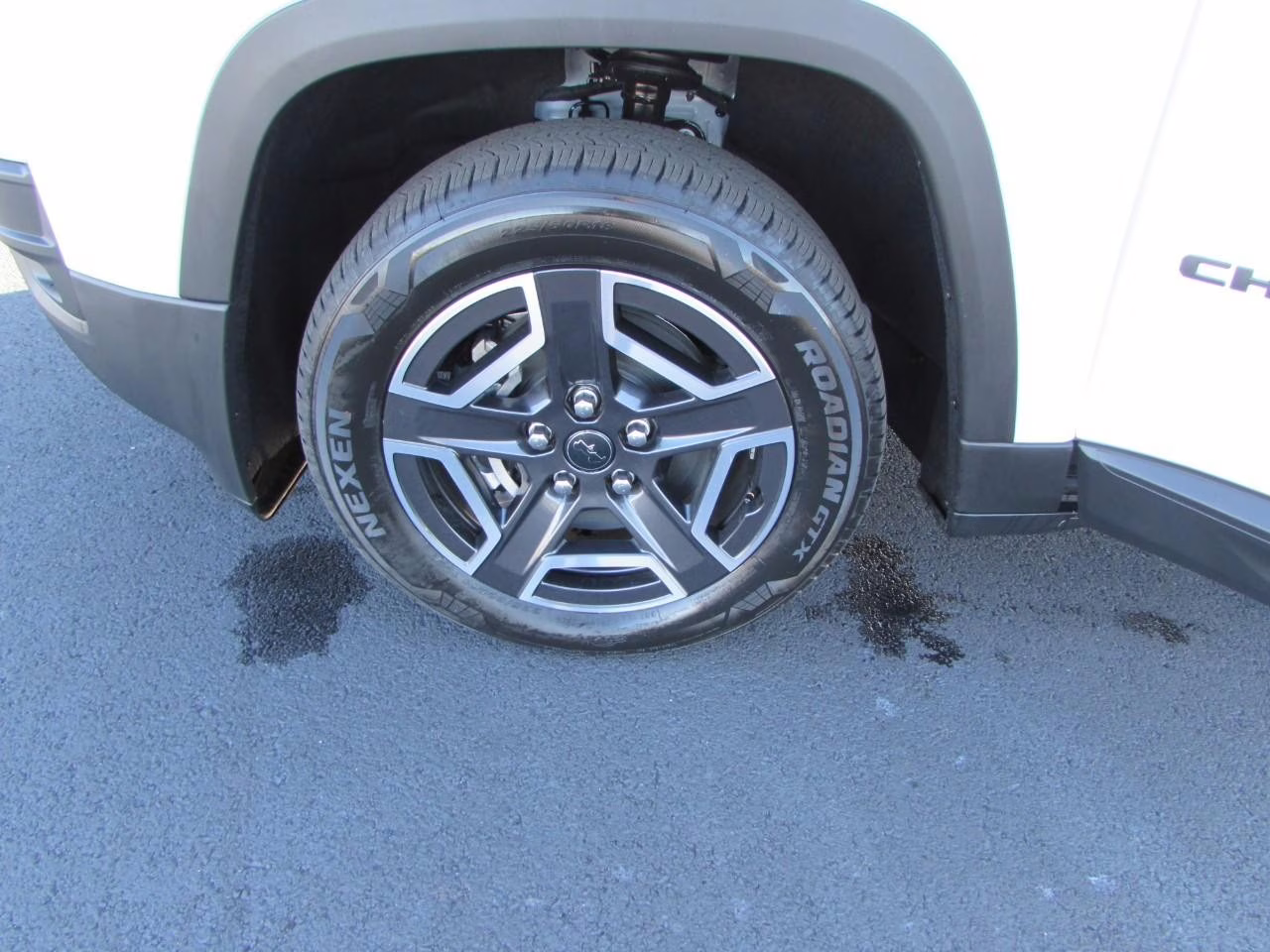 2026 Bright White Clearcoat Jeep Cherokee Limited 4X4 SUV