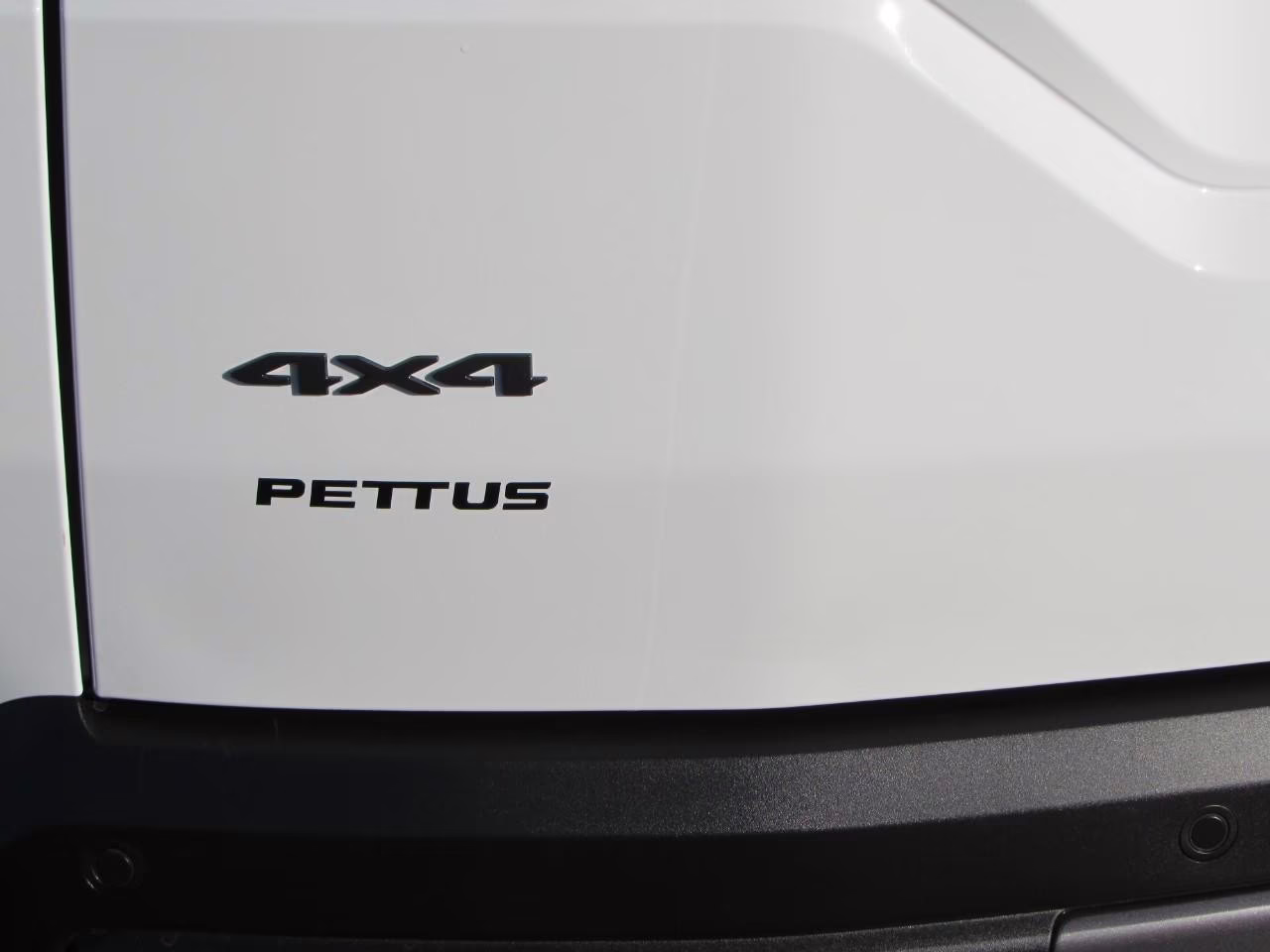 2026 Bright White Clearcoat Jeep Cherokee Limited 4X4 SUV