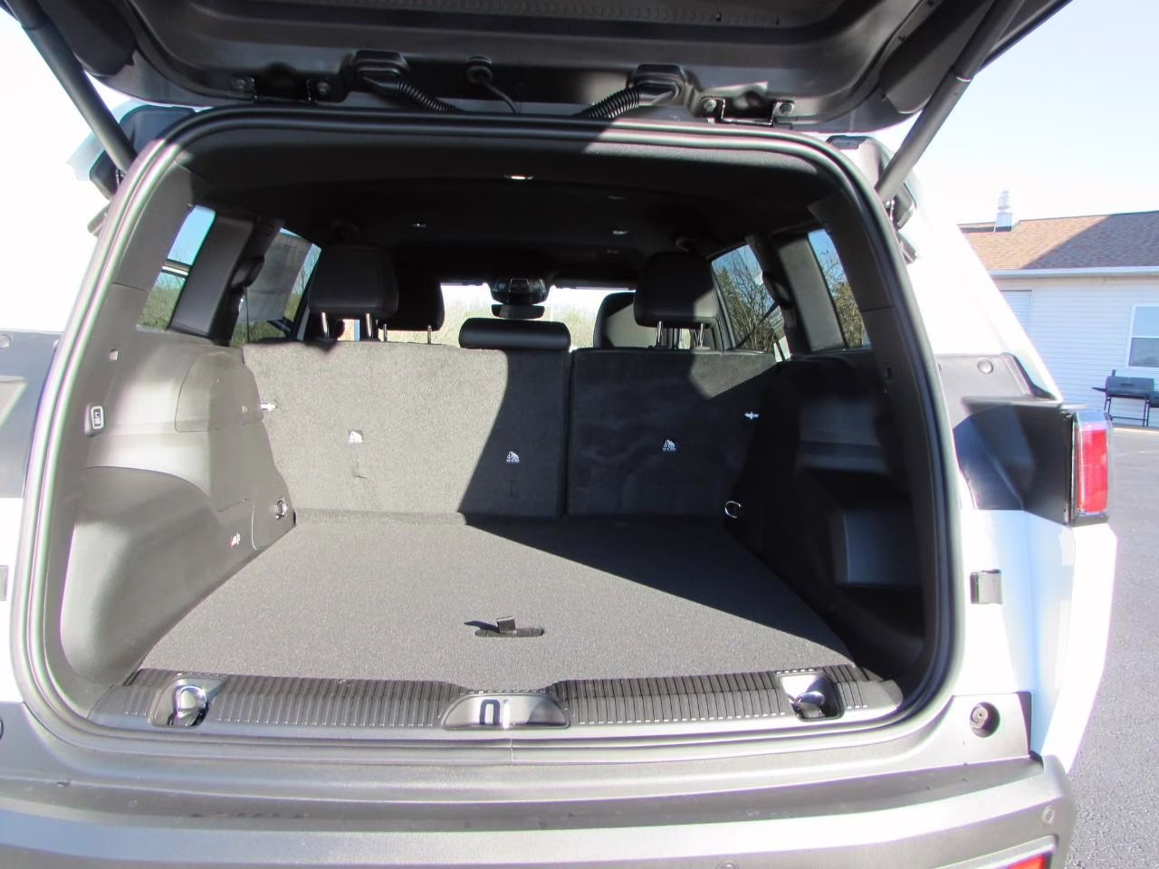 2026 Bright White Clearcoat Jeep Cherokee Limited 4X4 SUV