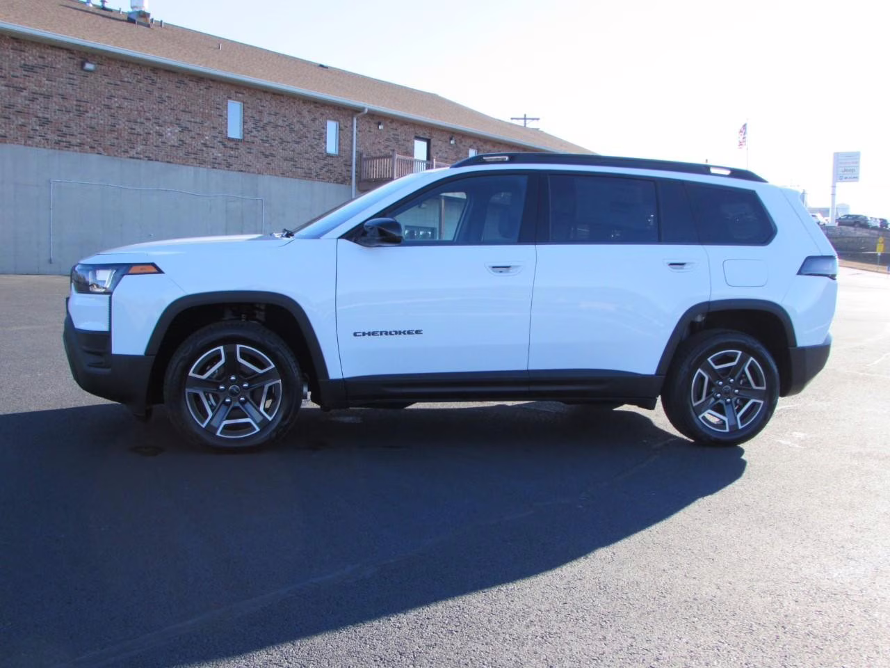 2026 Bright White Clearcoat Jeep Cherokee Limited 4X4 SUV