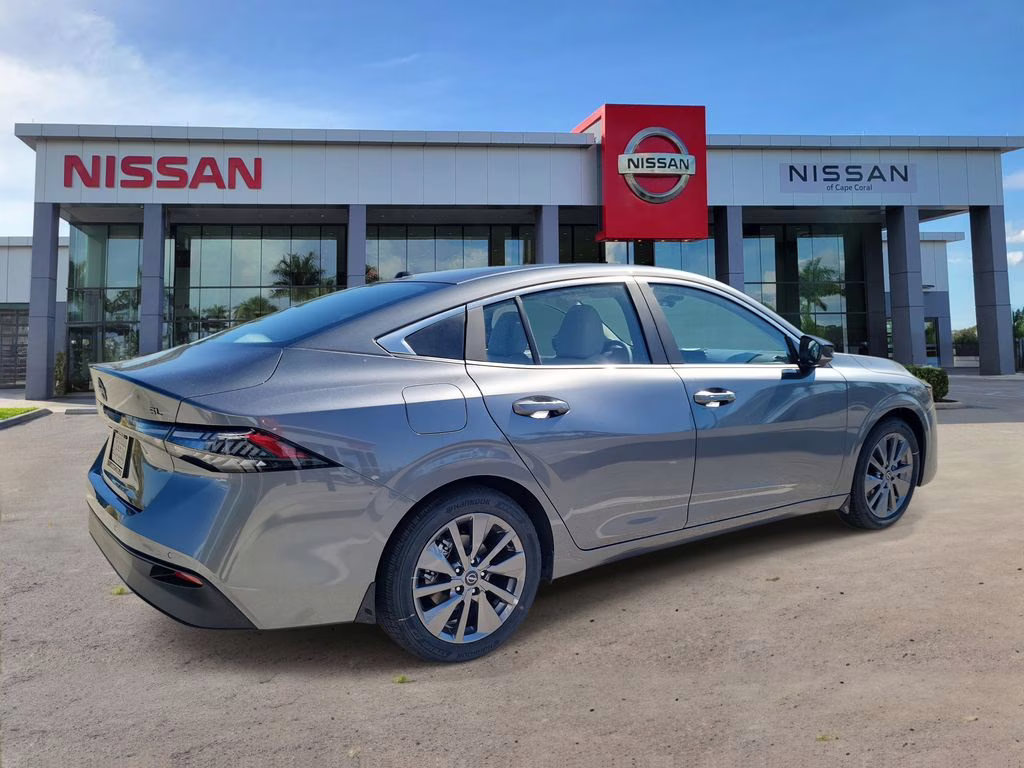 2026 Gun Metallic Nissan Sentra SL FWD Sedan