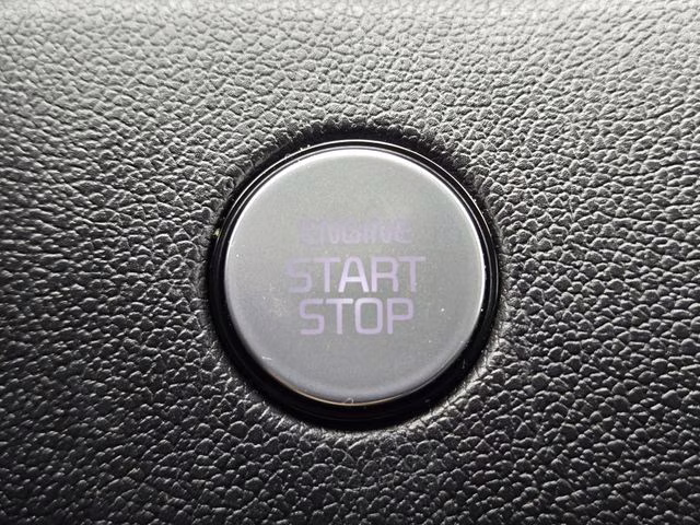 2022 Everlasting Silver Kia Sorento SX AWD SUV