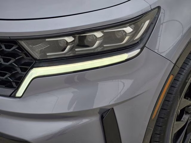 2022 Everlasting Silver Kia Sorento SX AWD SUV