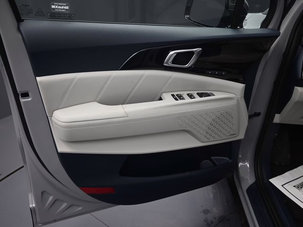 2026 Ceramic Silver Kia Carnival Hybrid SX Prestige FWD Van