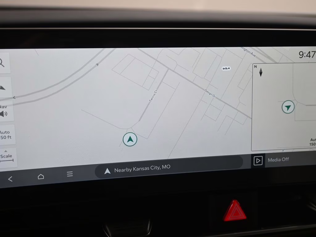 2026 Ceramic Silver Kia Carnival Hybrid SX Prestige FWD Van