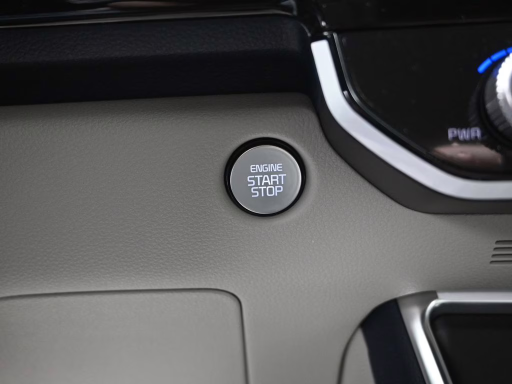 2026 Ceramic Silver Kia Carnival Hybrid SX Prestige FWD Van