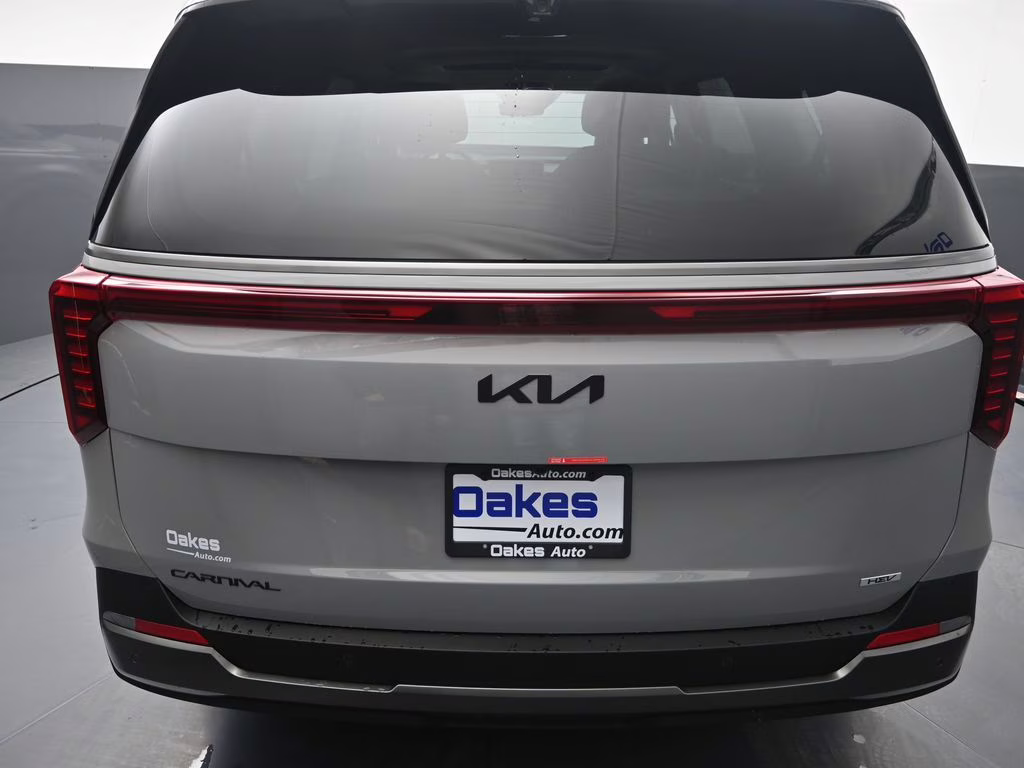 2026 Ceramic Silver Kia Carnival Hybrid SX Prestige FWD Van