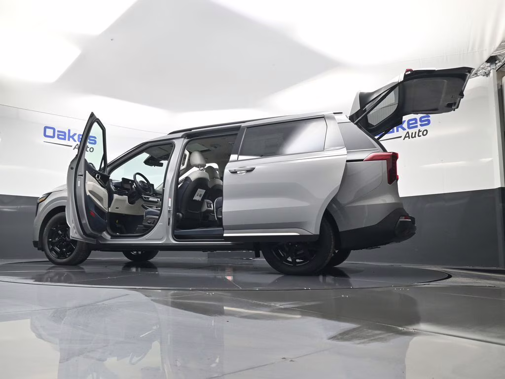 2026 Ceramic Silver Kia Carnival Hybrid SX Prestige FWD Van