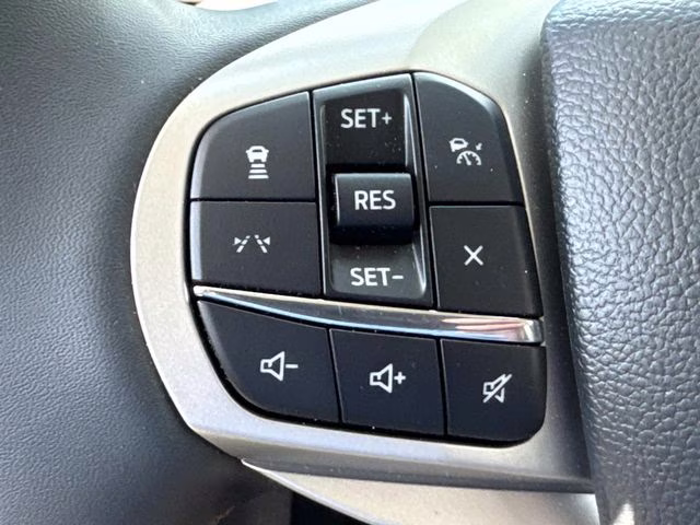 2026 White Metallic Ford Explorer Active RWD SUV