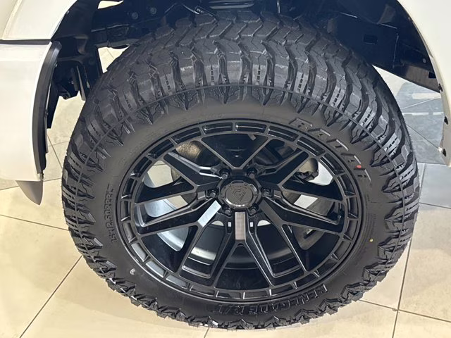 2026 Bright White Clearcoat Ram 1500 Big Horn 4X4 Truck