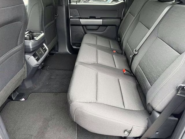 2026 Oxford White Ford F-150 XLT 4X4 Truck