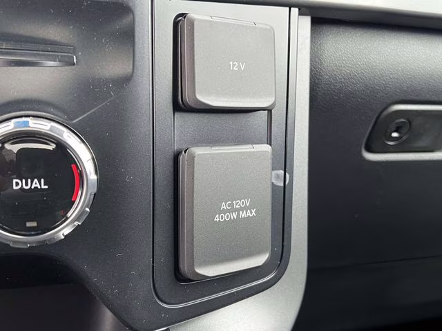 2026 Oxford White Ford F-150 XLT 4X4 Truck